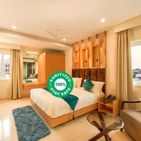 Kvr Capitol Suites Vijayawāda Εξωτερικό φωτογραφία